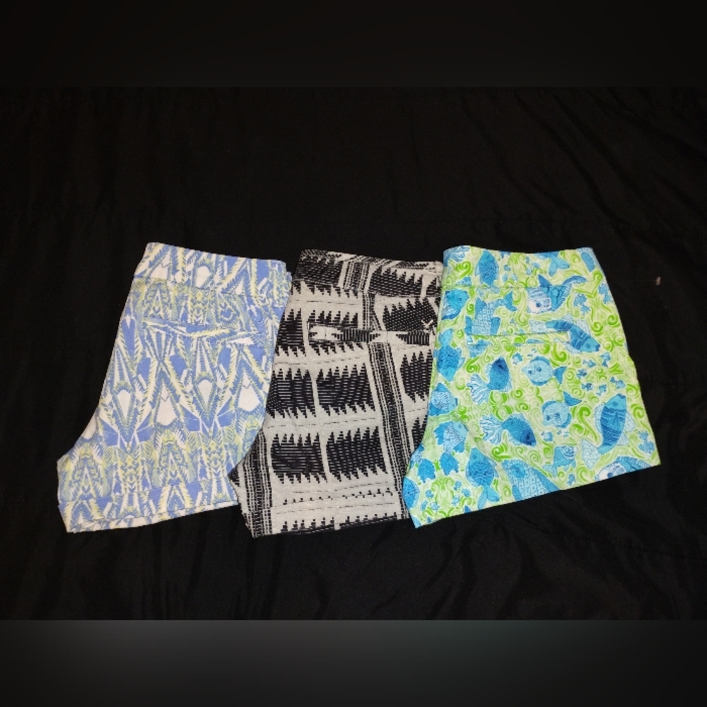 Lot Of 3 Shorts Kaeli Smith Fish Pattern And 2 American Eagle Outfitters Size 2